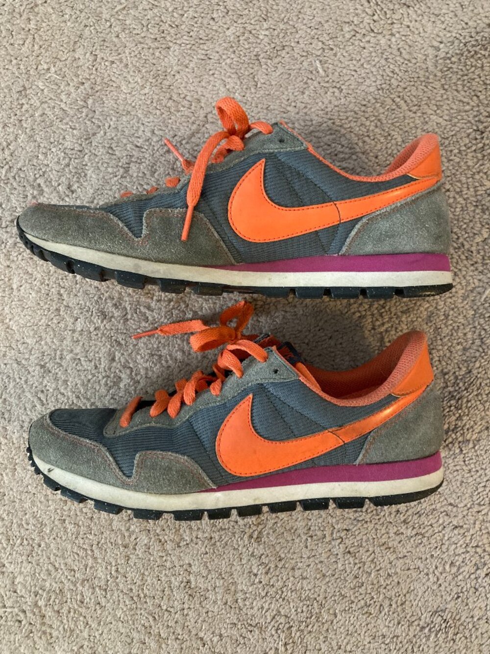 Nike AIR Pegasus 407477-302 women's size 9.5 suede low top sneakers orange gray - Picture 5 of 7